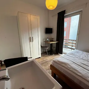  Hostel In Neusserstrasse